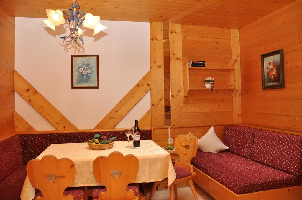 Ferienhaus Brigitte Längenfeld Cameră foto
